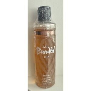 New/Sealed Avon Mark All Bundled Up Body Wash 8 oz